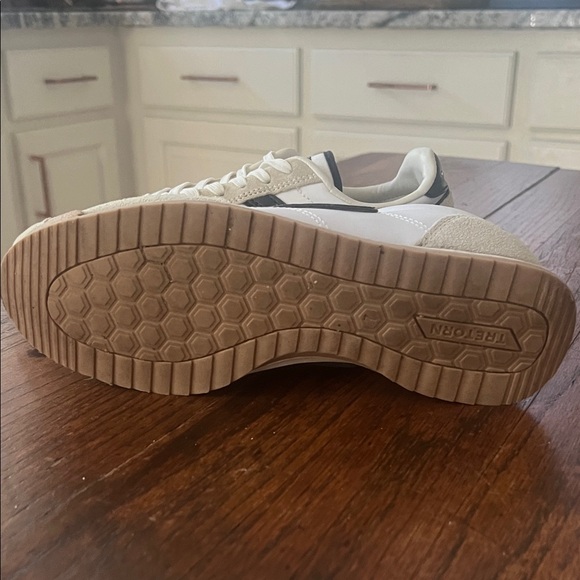 Tretorn Navy Blue and Cream Women's Sneakers - Picture 2 of 5